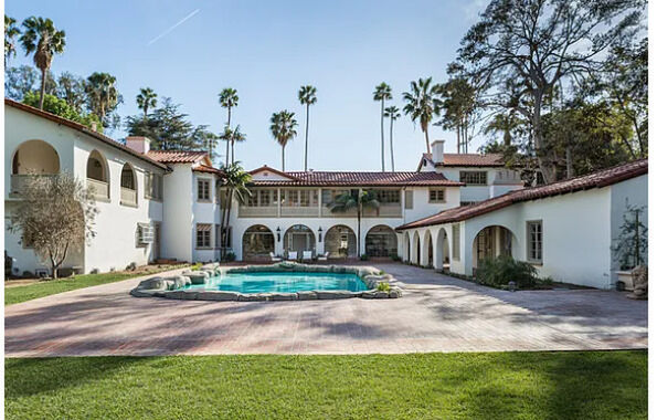 The Benedict Canyon Villa