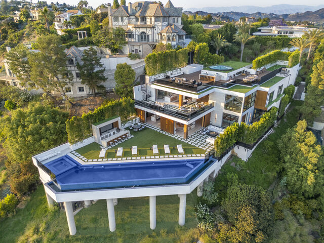 The Somera House