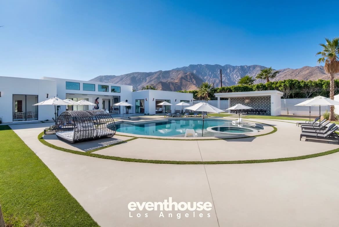 The Circular Pool House