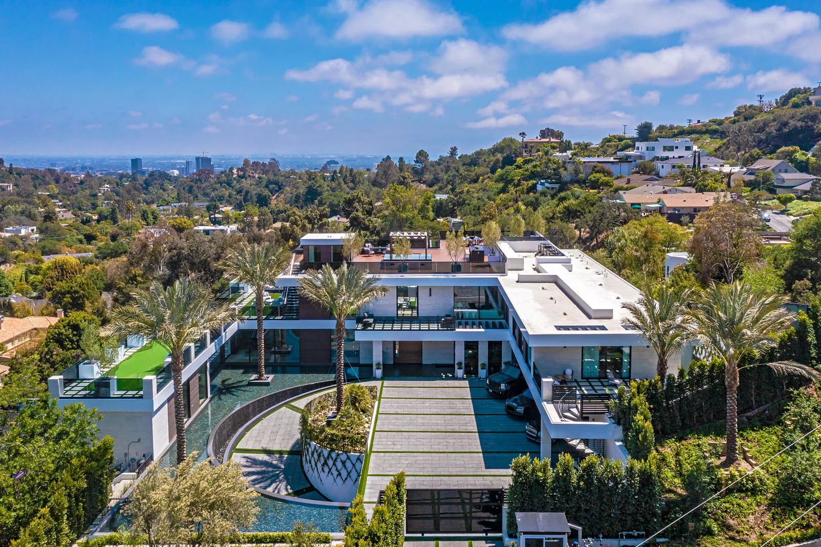 The Brentwood Oasis — photo 3